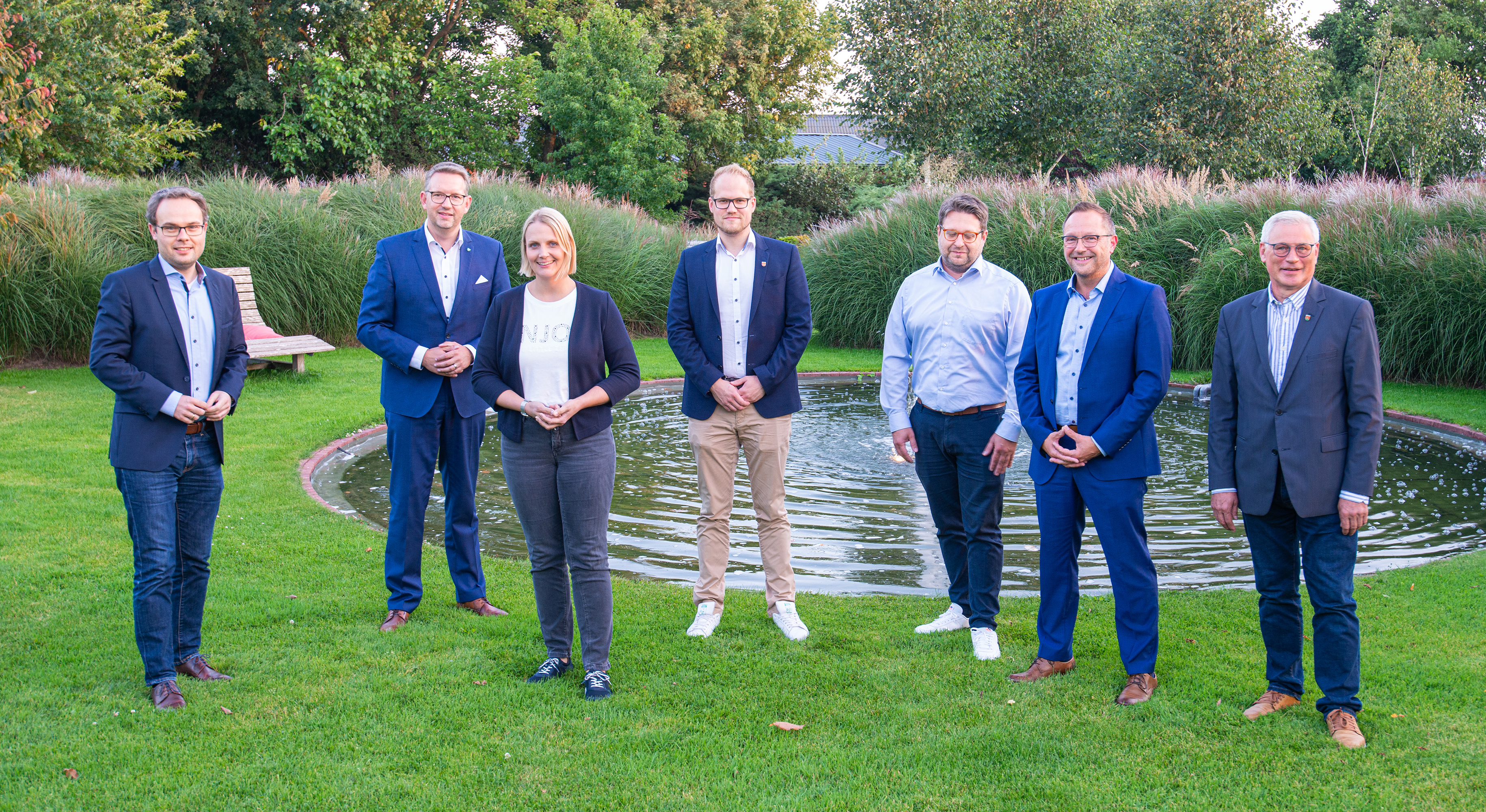 © CDU-Kreisverband Wesel:

Thomas Eusterfeldhaus, Ingo Brohl, Charlotte Quik MdL, Markus Krebber, Sascha Buchholz, Thomas Görtz und Rainer Gardemann (v. l. n. r.)
